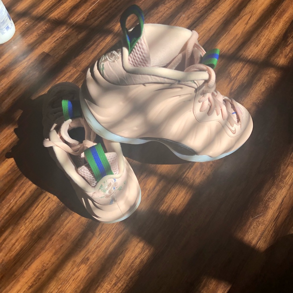 Wmns Air Foamposite One 'Particle Beige